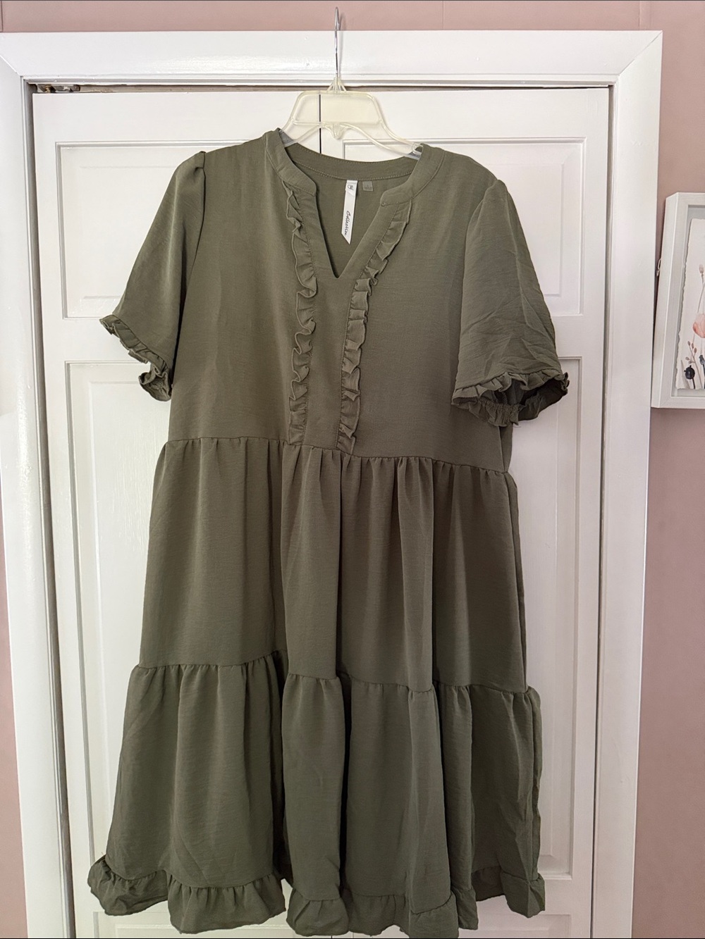 SD Collection Olive Green Tiered Midi Dress